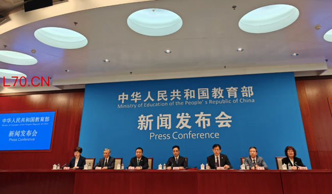 五部门：让学生掌握人工智能知识